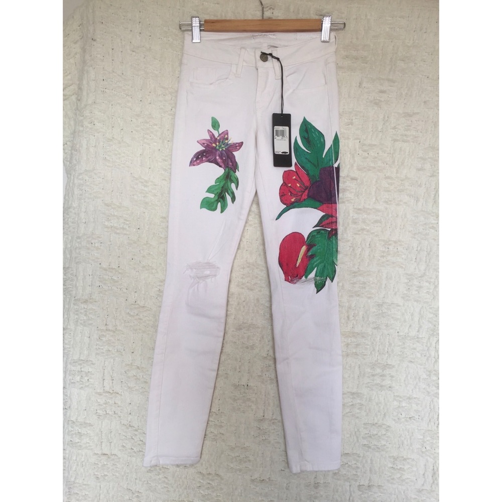Guess Brittney Skinny with Flowers Jeans Size 24